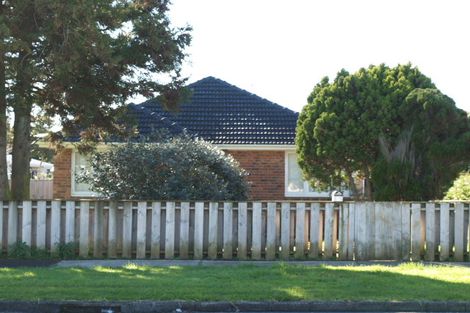 Photo of property in 2/5 Walter Street, Mangere East, Auckland, 2024