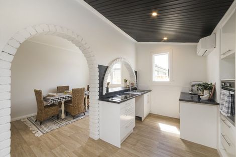 Photo of property in 1 Sandilands Street, Feilding, 4702