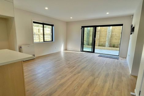 Photo of property in 5b Stockport Grove, Churton Park, 6037