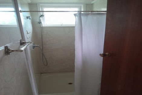 Photo of property in 35 Holland Road, Hillcrest, Auckland, 0627