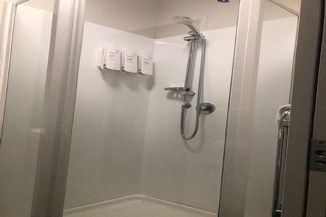 Photo of property in Atrium Towers, 4f/154 The Terrace, Wellington Central, Wellington, 6011