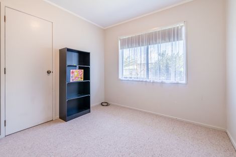 Photo of property in 1/294 Great North Road, Henderson, Auckland, 0612