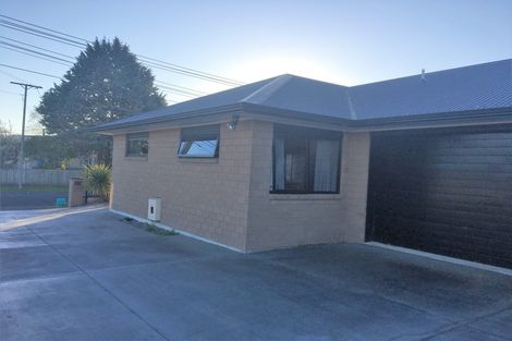 Photo of property in 16 Regent Street, Silverdale, Hamilton, 3216
