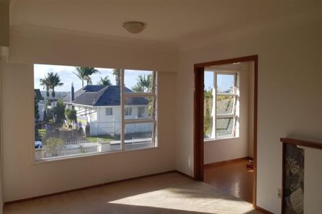 Photo of property in 12 Mickle Street, Te Atatu South, Auckland, 0610