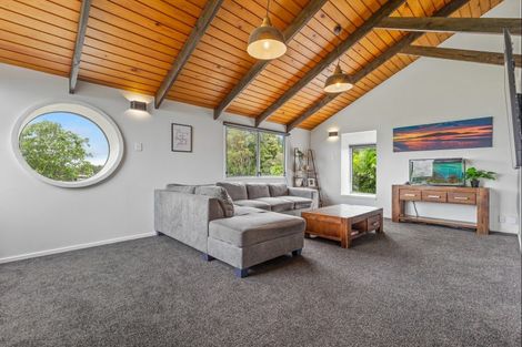 Photo of property in 21 Lindsay Road, Levin, 5510