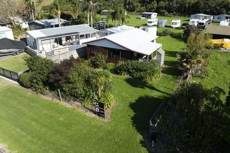 Photo of property in 39 Tauranga Bay Beach Road, Kaeo, 0478