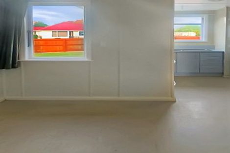 Photo of property in 23 Holland Crescent, Bulls, 4818