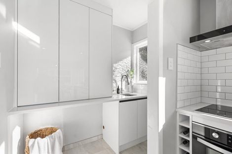 Photo of property in 1/86 Tirimoana Road, Te Atatu South, Auckland, 0602
