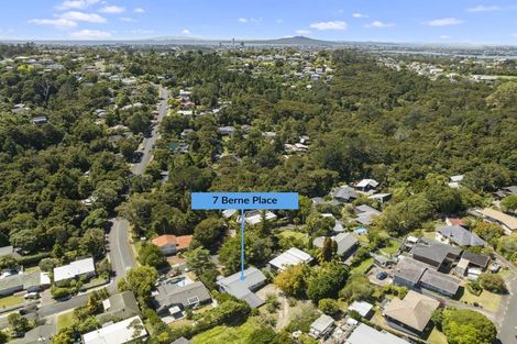 Photo of property in 7 Berne Place, Birkenhead, Auckland, 0626