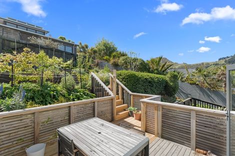 Photo of property in 6 Selwyn Road, Lyttelton, 8082