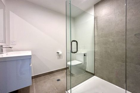 Photo of property in 6/60 Kemp Road, Massey, Auckland, 0614