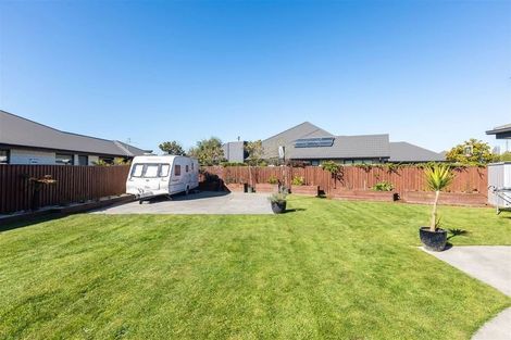 Photo of property in 16 Teagarden Close, Mairehau, Christchurch, 8052