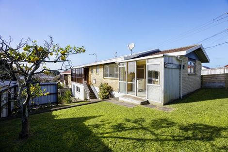 Photo of property in 70 Newcastle Road, Dinsdale, Hamilton, 3204