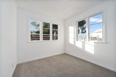 Photo of property in 2/22 Ranui Station Road, Ranui, Auckland, 0612