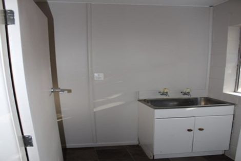 Photo of property in 17u2 May Street, Hamilton East, Hamilton, 3216