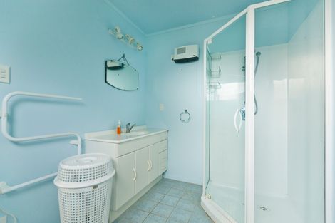 Photo of property in 12 Rugby Place, Te Kamo, Whangarei, 0112