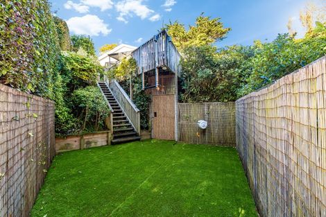 Photo of property in 48 Sailmaker Close, Whitby, Porirua, 5024