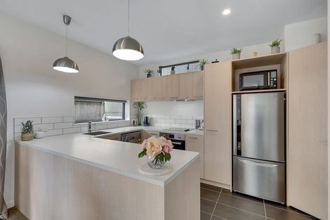 Photo of property in 7u7 Handyside Street, Tawa, Wellington, 5028