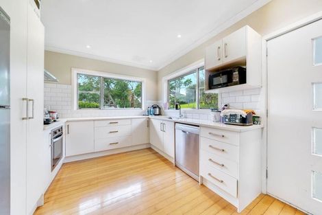 Photo of property in 582 Massey Road, Mangere, Auckland, 2022