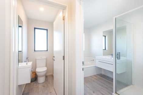 Photo of property in 20 Richard Hadlee Lane, Rolleston, 7615