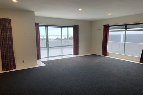 Photo of property in 191 Marine Parade, New Brighton, Christchurch, 8083