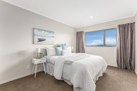 Photo of property in 5 Pacific View, Whitby, Porirua, 5024