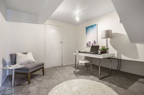 Photo of property in 5/40 Radiata Lane, Chatswood, Auckland, 0626