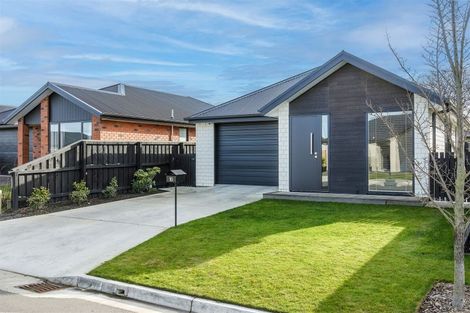 Photo of property in 16 Quinn Crescent, Woodend, 7610