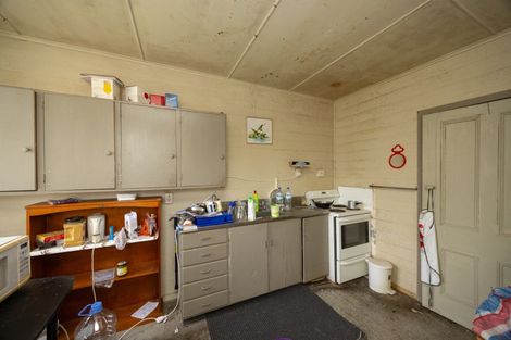Photo of property in 1 Ranfurly Street, Palmerston North, 4410