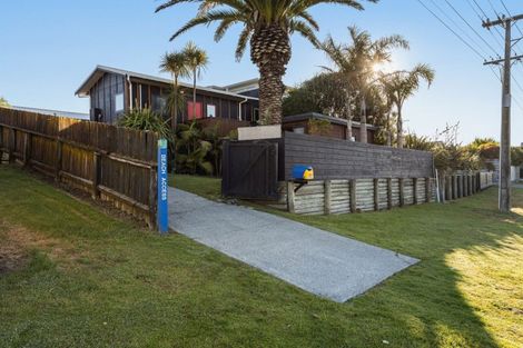 Photo of property in 159 Pukehina Parade, Pukehina, Te Puke, 3189