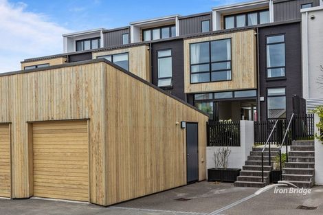 Photo of property in 252 Hobsonville Point Road, Hobsonville, Auckland, 0616