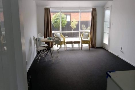 Photo of property in 4/30b Nortons Road, Avonhead, Christchurch, 8042