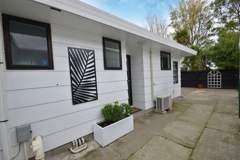 Photo of property in 33 Seymour Street, Hornby, Christchurch, 8042
