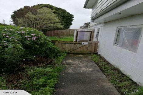 Photo of property in 35 Malmo Place, Massey, Auckland, 0614