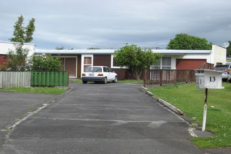 Photo of property in 13 Lynette Place, Mangere, Auckland, 2022