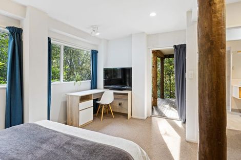 Photo of property in 8f Roseberry Avenue, Birkenhead, Auckland, 0626