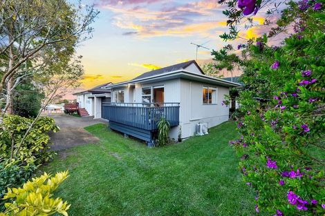 Photo of property in 2/7 Putney Place, Ranui, Auckland, 0612
