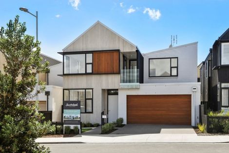 Photo of property in 12 Isitt Road, Hobsonville, Auckland, 0616