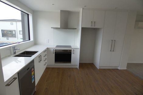 Photo of property in 28 Memorial Park Lane, Hobsonville, Auckland, 0618