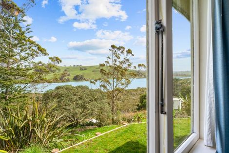 Photo of property in 111 Wharf Road, Port Albert, Wellsford, 0973