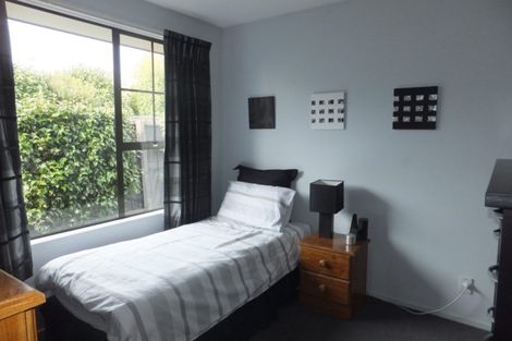 Photo of property in 6 Sunbeam Place, Halswell, Christchurch, 8025