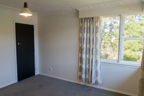 Photo of property in 137 Kaikorai Valley Road, Glenross, Dunedin, 9011