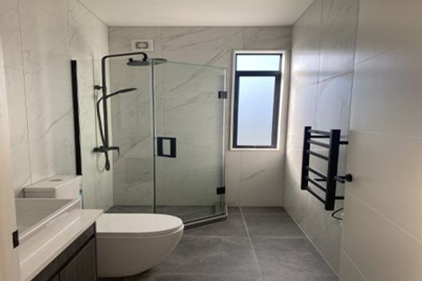 Photo of property in 2 Skua Road, Hobsonville, Auckland, 0616