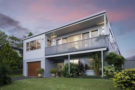 Photo of property in 9 Christensen Place, Forrest Hill, Auckland, 0620