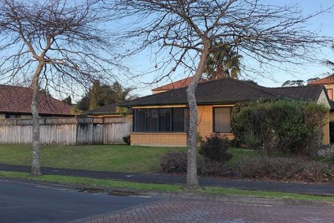 Photo of property in 91 Moyrus Crescent, East Tamaki Heights, Auckland, 2016