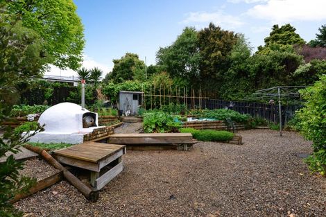 Photo of property in 92 Poaka Avenue, Dinsdale, Hamilton, 3204