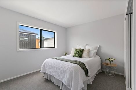 Photo of property in 6 Woodcarver Lane, Titahi Bay, 5022