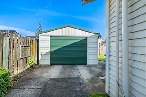 Photo of property in 44 Fitzroy Road, Fitzroy, New Plymouth, 4312