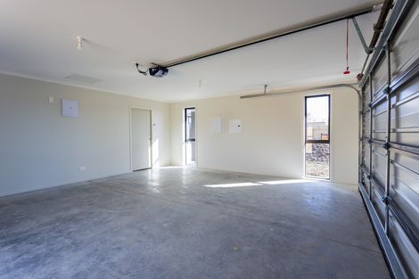 Photo of property in 1 Devon Lane, Carterton, 5713