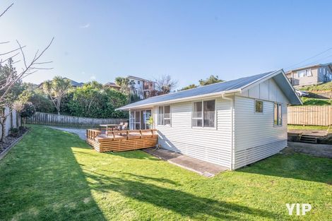 Photo of property in 8 Cunliffe Street, Johnsonville, Wellington, 6037